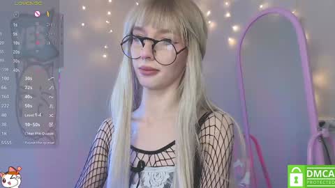 Elis  a little vacation Ill be here Saturday my schedules in bio online show from February 3, 2025, 9:30 am