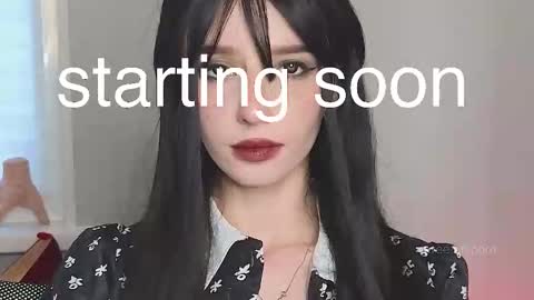 Elis  a little vacation Ill be here Saturday my schedules in bio online show from September 24, 2025, 11:35 am