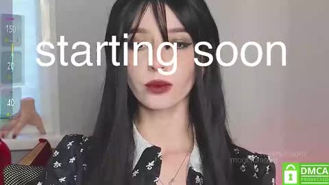 Elis  a little vacation Ill be here Saturday my schedules in bio online show from November 29, 2025, 6:38 am