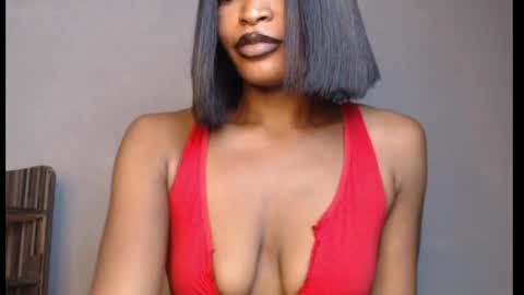 Snapshot of sweetxxboobsx chatting on April 22, 2026, 8:17 am sweetxxboobsx online show from April 22, 2026, 8:17 am