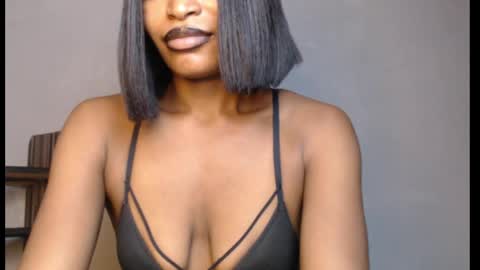 Snapshot of sweetxxboobsx chatting on May 10, 2026, 7:57 am sweetxxboobsx online show from May 10, 2026, 7:57 am