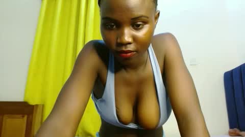 Snapshot of sweety_spixxy chatting on February 4, 2026, 10:04 pm Dolly online show from February 4, 2026, 10:04 pm