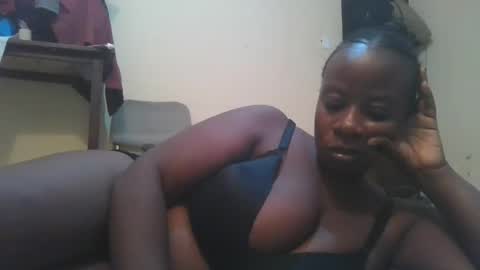 sweetyass25 online show from June 10, 2026, 3:55 pm
