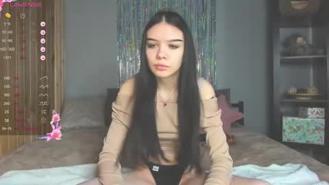 sweetydeviliya online show from February 19, 2025, 1:06 pm