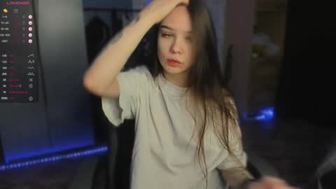 sweetydeviliya online show from December 18, 2025, 7:58 am