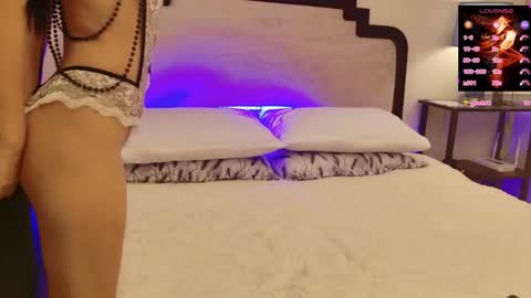 Jane online show from November 30, 2025, 9:52 pm