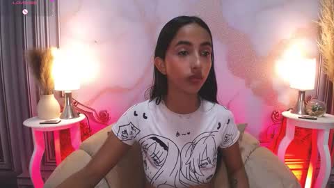 LAURA online show from September 12, 2025, 12:05 pm