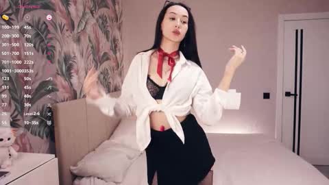 Astrid online show from October 5, 2025, 5:39 am