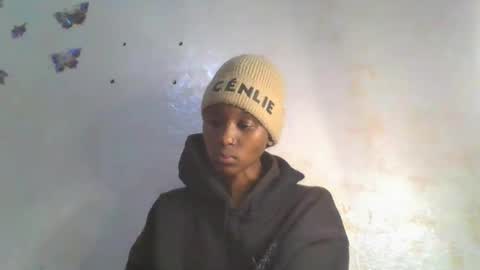 Snapshot of sweetypussy01 chatting on October 13, 2025, 6:19 pm sweetypussy01 online show from October 13, 2025, 6:19 pm