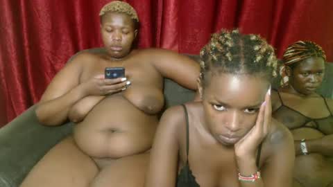 sweetz_candice online show from February 16, 2025, 2:20 am