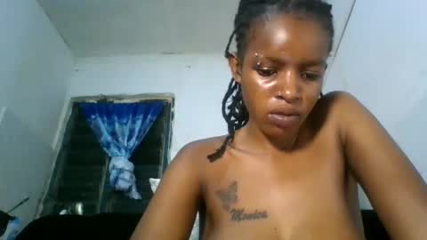 sweetz_candice online show from March 15, 2026, 12:05 am