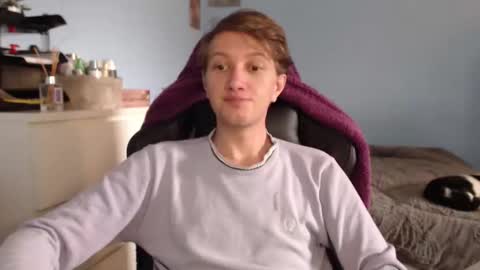 Snapshot of swetieecharmm chatting on February 7, 2026, 9:24 am Cat online show from February 7, 2026, 9:24 am