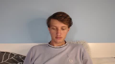 Snapshot of swetieecharmm chatting on February 24, 2026, 12:03 pm Cat online show from February 24, 2026, 12:03 pm