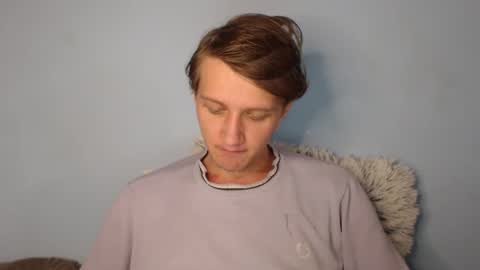 Snapshot of swetieecharmm chatting on February 26, 2026, 11:09 am Cat online show from February 26, 2026, 11:09 am