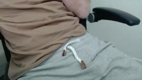 swisstom72 online show from April 4, 2026, 7:55 pm