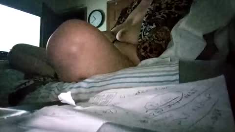 swollenclitneedsdad online show from October 4, 2025, 7:17 am