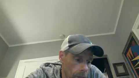 swontguy2025 online show from February 2, 2025, 3:32 am