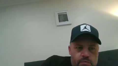 sxylegsturnmeon online show from October 1, 2025, 8:09 am