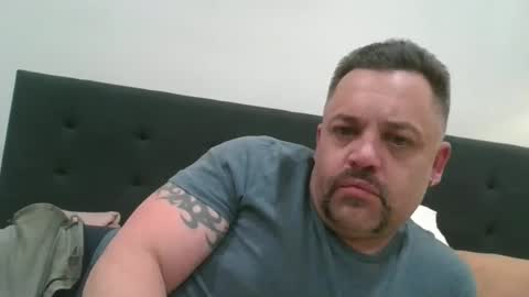 sxylegsturnmeon online show from October 3, 2025, 8:28 pm