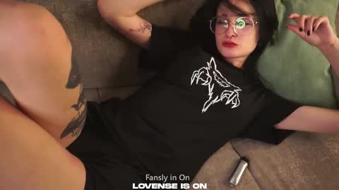 Sophie online show from November 2, 2025, 11:23 am