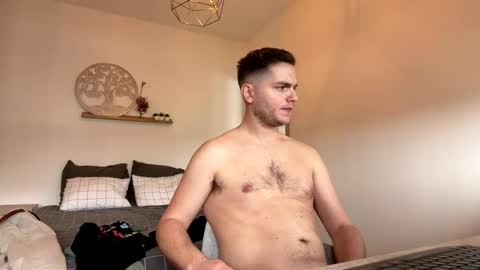 Snapshot of syl092 chatting on February 9, 2026, 1:15 pm syl092 online show from February 9, 2026, 1:15 pm