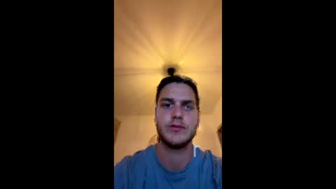 Snapshot of syl092 chatting on March 3, 2026, 6:25 pm syl092 online show from March 3, 2026, 6:25 pm