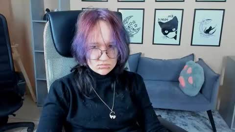 syllviareed online show from January 10, 2026, 10:06 am