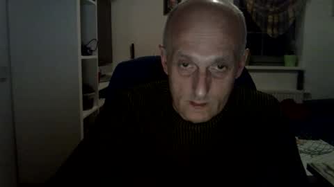 sylverstart92 online show from February 21, 2025, 8:49 pm