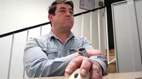 Snapshot of sympa_trique chatting on February 12, 2025, 4:00 pm sympa_trique online show from February 12, 2025, 4:00 pm