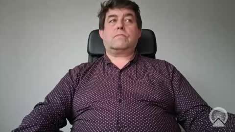 Snapshot of sympa_trique chatting on October 16, 2025, 3:57 pm sympa_trique online show from October 16, 2025, 3:57 pm