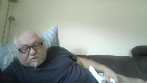 synek65 online show from January 1, 2025, 12:55 pm