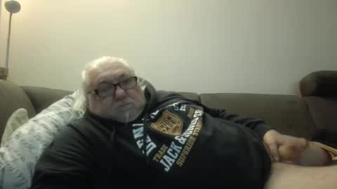 synek65 online show from January 1, 2025, 8:26 pm