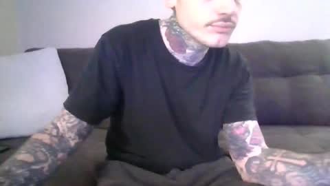 Snapshot of t0914 chatting on October 28, 2025, 6:32 pm t0914 online show from October 28, 2025, 6:32 pm