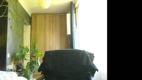 Huracane online show from May 11, 2026, 5:24 am