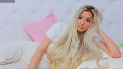 Snapshot of taahiraarabian chatting on January 29, 2025, 4:41 pm Arianna online show from January 29, 2025, 4:41 pm