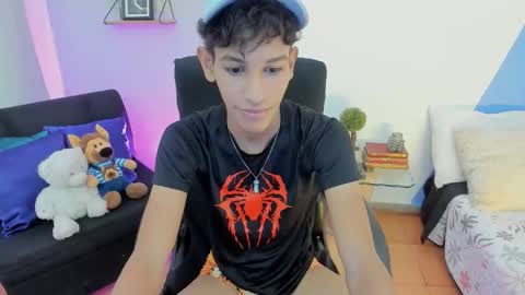 Snapshot of tachi00 chatting on March 2, 2026, 9:21 pm Tashi00 online show from March 2, 2026, 9:21 pm