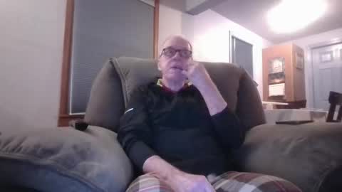 tacrunner66_ online show from February 20, 2026, 2:52 am