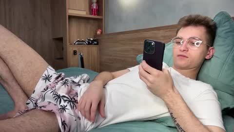 Alex online show from February 3, 2026, 1:05 pm