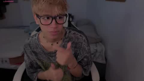 taichi online show from March 4, 2026, 5:41 pm