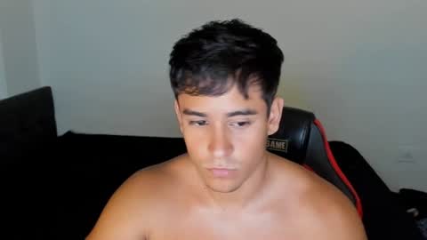 Snapshot of tairoanddagnye chatting on January 28, 2025, 9:40 pm Tairo online show from January 28, 2025, 9:40 pm