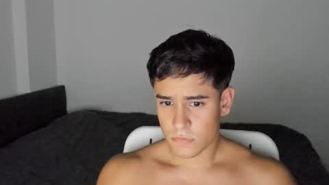 Snapshot of tairoanddagnye chatting on February 16, 2025, 4:09 am Tairo online show from February 16, 2025, 4:09 am