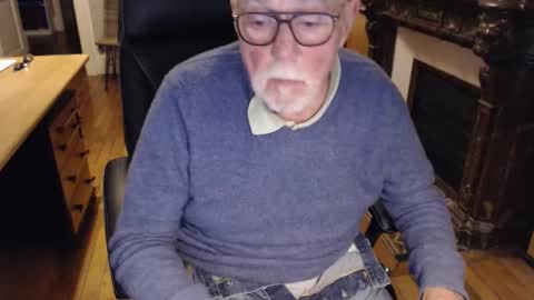 taisabaki54 online show from October 27, 2025, 8:46 pm