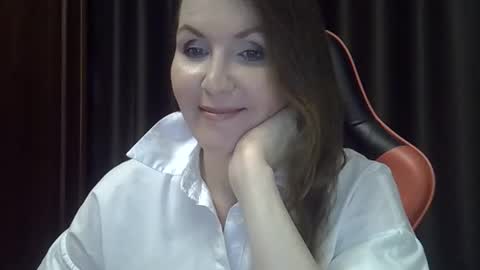 taisialucky77 online show from October 20, 2025, 6:19 pm
