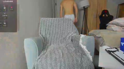 Taison online show from February 26, 2025, 7:16 pm