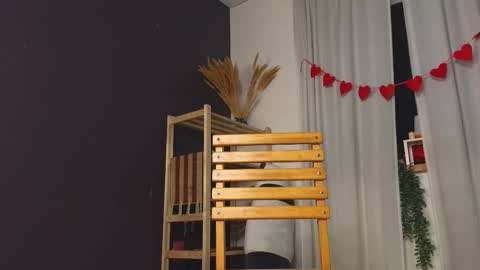 Lizzy online show from February 27, 2026, 3:23 pm