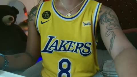 Snapshot of take_me_outt chatting on November 11, 2025, 11:10 am KIM online show from November 11, 2025, 11:10 am