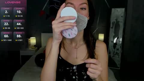 Sasha online show from October 29, 2025, 1:41 am