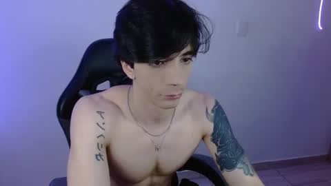 takeru___ online show from January 14, 2026, 9:42 pm