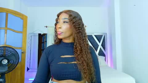 taliana  modelo independiente online show from April 2, 2026, 2:53 am