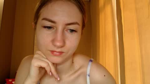  Kira  online show from February 21, 2025, 6:29 am